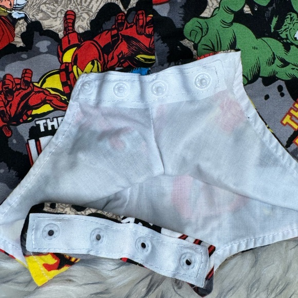 Marvel Avengers Romper 12-18 months - Picture 3 of 4